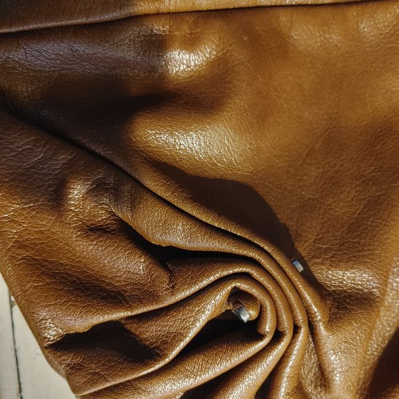 Yves Saint Laurent handbag - Picture 4 of 9